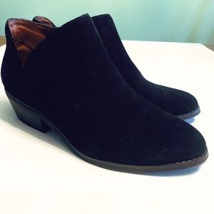 Lucky brand suede boots